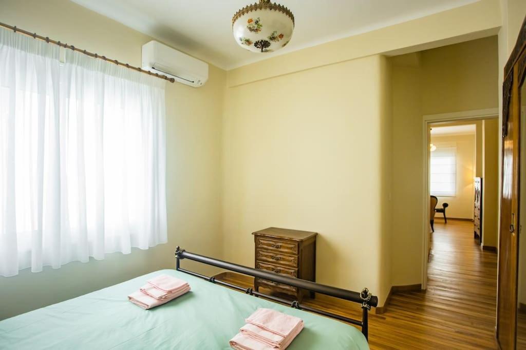 Plaka Vintage Apartment Athena Bagian luar foto