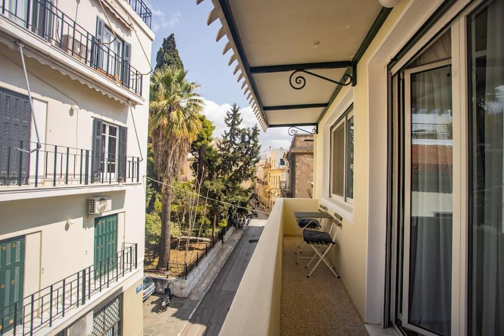 Plaka Vintage Apartment Athena Bagian luar foto